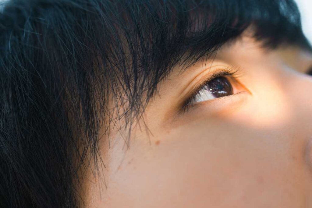 ほくろ除去は自分でできる?方法やクリーム・カソーダの効果を徹底比較 2 ほくろ除去を自分でする方法を知りたい人のイメージ