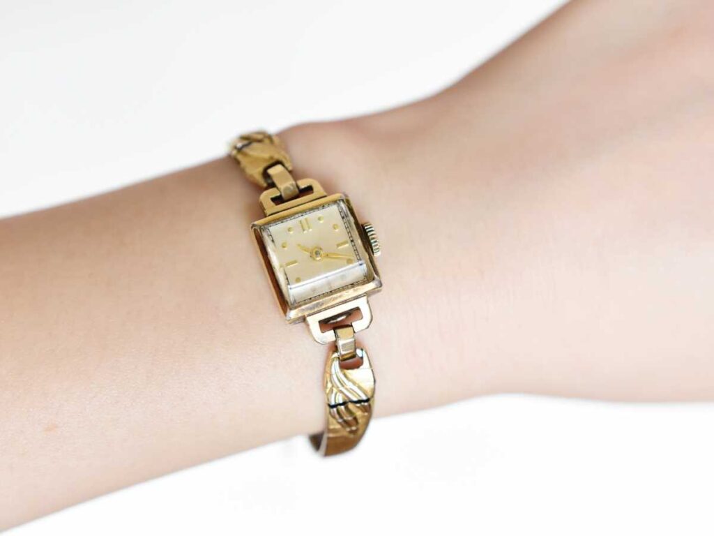 アクセサリーのリスカ跡の隠し方